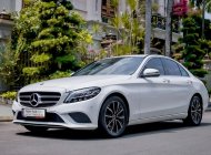 Mercedes-Benz C200 2019 - Lướt nhẹ hơn vạn - Giá 1 tỷ 0xx triệu - Ưu đãi ngập tràn alo em Ngọc Anh giá 1 tỷ 89 tr tại Tp.HCM