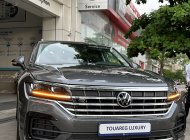 Volkswagen Touareg Touareg xám Luxury 2023 - Bán ô tô Volkswagen Touareg Touareg xám Luxury đời 2023, nhập khẩu nguyên chiếc giá 3 tỷ 499 tr tại Tp.HCM