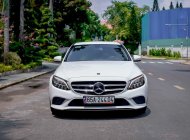 Mercedes-Benz C200 2019 - Lướt nhẹ 17.900 km giá 1 tỷ 89 tr tại Tp.HCM