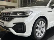Volkswagen Touareg Touareg trắng 2022 giá 3 tỷ 499 tr tại Tp.HCM