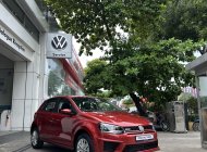 Volkswagen Polo Polo hatchback đỏ sẵn hcm 2022 - Cần bán xe Volkswagen Polo Polo hatchback đỏ sẵn hcm năm 2022, màu đỏ, nhập khẩu chính hãng giá 695 triệu tại Tp.HCM
