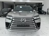 Lexus LX 600 VIP 2023 - Bán xe Lexus LX 600 VIP đời 2023, màu bạc siêu lướt 145km, giá thương lượng giá 10 tỷ 200 tr tại Hà Nội