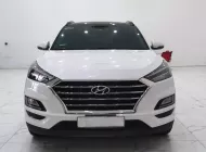Hyundai Tucson 2.0 ATH 2020 - Cần bán lại xe Hyundai Tucson 2.0 ATH đời 2020, màu trắng, xe gia đình chuẩn km giá 720 triệu tại Hà Nội