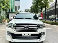 Toyota Land Cruiser 5.7 nhập Mỹ 2016 - Toyota Land Cruiser 5.7 nhập Mỹ, sản xuất 2016, xe cực mới. giá 4 tỷ 750 tr tại Hà Nội