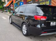 Kia Sedona 2016 - Cần bán xe nhà đi 2016 full dầu giá 660 triệu tại Thái Nguyên