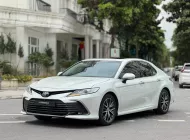 Toyota Camry 2022 - Đẹp xuất sắc Camry 2.5Q/SX 2022, đăng ký 2023, 1 chủ sd, xuất hóa đơn 500 triệu. giá 1 tỷ 165 tr tại Hà Nội