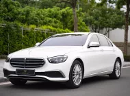 Mercedes-Benz E200 exclusive 2023 - Bán xe Mercedes exclusive đời 2023, màu trắng giá 1 tỷ 895 tr tại Hà Nội