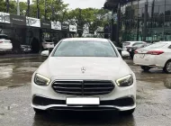 Mercedes-Benz E200 exclusive 2023 - Xe Mercedes exclusive đời 2023, màu trắng giá 1 tỷ 799 tr tại Hà Nội