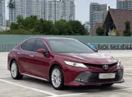 Toyota Camry CAO CẤP 2020 - Bán ô tô Toyota Camry 2.5Q CAO CẤP đời 2020, màu đỏ, xe nhập giá 835 triệu tại Tp.HCM