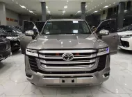 Toyota Land Cruiser LC300 2023 - Land Cruiser LC300 Đồng sản xuất 2023 xe một chủ đi có 13.000Km xe siêu mới. Sơn zin cả xe, đã lên Bodikis Trung Đông. giá 5 tỷ 250 tr tại Hà Nội