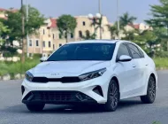 Kia K3 2026 - Bán xe Kia K3 trắng sẵn xe giao ngay giá 579 triệu tại Hà Nội