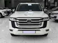 Toyota Land Cruiser LC300 2025 - Bán Land Cruiser LC300 sản xuất 2025, siêu lướt 5000Km giá 5 tỷ 480 tr tại Hà Nội