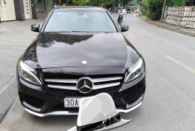 Bán xe Mercedes đời 2015, màu đen giá 880 triệu tại Hà Nội