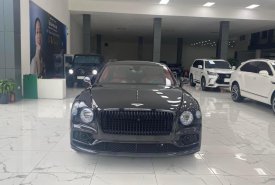 Bán Bentley Flying Spur 4.0 model 2022, mới 100% màu đen, xe có sẵn giao ngay. giá 19 tỷ 500 tr tại Hà Nội