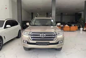 Toyota Land Cruiser 4.6 V8 2016 - Land Cruiser 4.6V8 2016, đăng ký tên tư nhân, xe 1 chủ, xe cực đẹp. giá 2 tỷ 750 tr tại Hà Nội