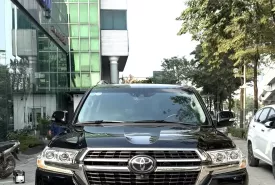 Toyota Land Cruiser 5.7 VXS Trung Đông 2020 - Bán Toyota Land Cruiser 5.7 VXS Trung Đông, sản xuất 2020, 1 chủ. giá 7 tỷ 150 tr tại Hà Nội