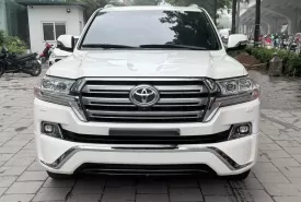 Toyota Land Cruiser 4.6 VXR Trung Đông 2018 - Bán Toyota Land Cruiser 4.6 VXR Trung Đông 2018 giá 4 tỷ 800 tr tại Hà Nội