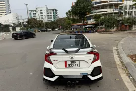 Honda Civic 2017 - Mình cần bán xe civic Bản 1.5 tubor sx 2017 Chạy 11 vạn full lịch sử hãng. giá 470 triệu tại Hà Nội