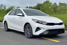 Kia K3 2025 - ĐƠN VỊ CÒN RẤT NHIỀU XE GIAO NGAY - HỎA TỐC SẴN XE GIAO NGAY TRƯỚC TẾT - GIÁ CỰC CHIẾN  HÃNG XE KIA - MAZDA PHẠM VĂN ĐỒN giá 579 triệu tại Hà Nội