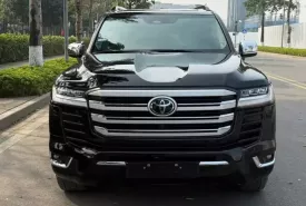 Toyota Land Cruiser LC300 2023 - Land Cruiser LC300 sản xuất 2023 cực chât, sang trọng và giữ giá. giá 5 tỷ 100 tr tại Hà Nội