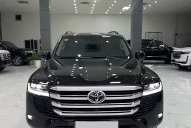 Toyota Land Cruiser LC300 2021 - Bán Land Cruiser LC300 sản xuất 2021. xe đẹp xuất sắc. giá 4 tỷ 390 tr tại Hà Nội