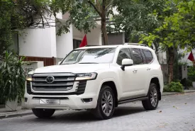Toyota Land Cruiser LC300 2025 - Xe cực mới, chạy ít, hàng 1 viên đã up Trung Đông giá 5 tỷ 499 tr tại Hà Nội