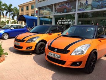 Suzuki Swift 2017 - Bán xe Suzuki Swift 2017 Km 110tr, hai màu