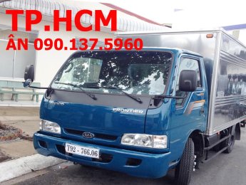 Thaco K165S 2017 - TP. HCM bán Kia K165S đời 2017, màu trắng, thùng kín tôn lạnh