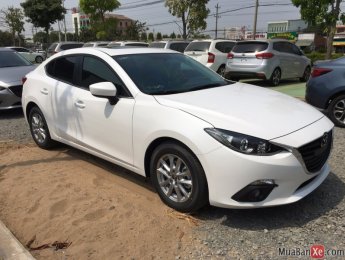 Alfa Romeo Sedan 2017 - Bán xe Mazda 3 1.5L Sedan 2017 giá 650 triệu  (~30,952 USD)