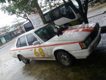Toyota Corona 1984 - Bán xe cũ Toyota Corona đời 1984, màu trắng số sàn, 24tr