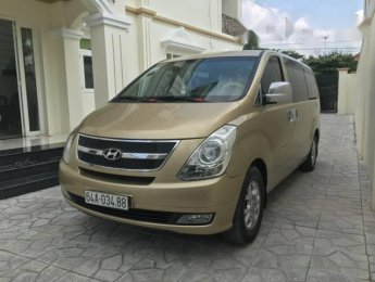 Hyundai Grand Starex   2007 - Bán Hyundai Grand Starex đời 2007, màu vàng 