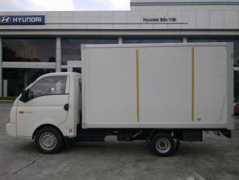 Hyundai H 100 2017 - Bán Hyundai H 100 năm 2017, màu trắng