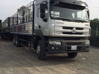 Xe tải Trên 10 tấn 2017 - Xe tải thùng Chenglong 3 chân, màu bạc, nhập khẩu