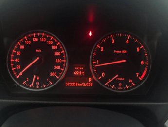 BMW 323i 2009 - Bán ô tô BMW 323i đời 2009 màu trắng, giá chỉ 555 triệu, xe nhập