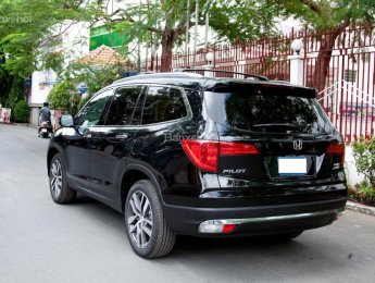 Honda Pilot 2016 - Bán Honda Pilot đời 2016, màu đen, nhập khẩu nguyên chiếc