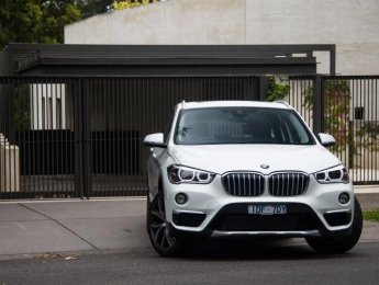 BMW X1 sDrive18i 2017 - Bán xe BMW X1 sDrive18i năm 2017, màu trắng, nhập khẩu nguyên chiếc