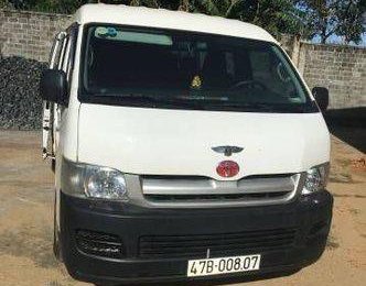 Toyota Hiace MT 2005 - Bán ô tô Toyota Hiace MT đời 2005, màu trắng  