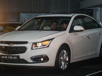 Chevrolet Cruze LTZ 1.8L 2016 - Bán xe Chevrolet Cruze số tự động mới, đủ màu, giao xe ngay, hỗ trợ trả góp ngân hàng toàn quốc, giải quyết hồ sơ khó