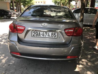 Hyundai Avante 2.0 2011 - Bán ô tô Hyundai Avante 2.0 đời 2011, màu xám