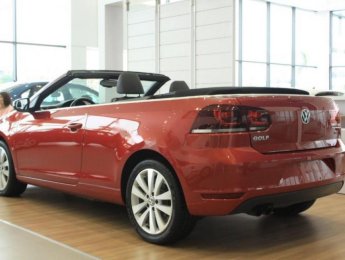 Volkswagen Golf TSi 2017 - Cần bán xe Volkswagen Golf TSi 2017, màu đỏ, nhập khẩu