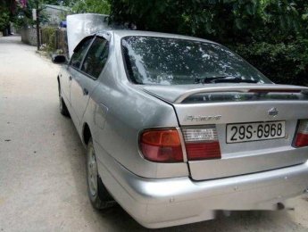 Nissan Primera  MT 1998 - Bán xe cũ Nissan Primera MT đời 1998, màu bạc chính chủ, giá tốt