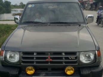 Mitsubishi Pajero 2003 - Cần bán xe Mitsubishi Pajero sản xuất 2003, màu xám