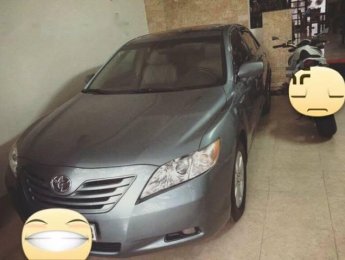 Toyota Camry LE 2008 - Bán xe Toyota Camry LE đời 2008, màu xám, nhập khẩu 