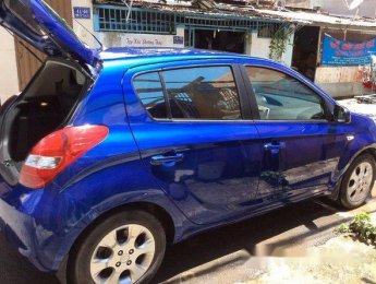 Hyundai i20 Active 2010 - Bán Hyundai i20 Active đời 2010, màu xanh lam còn mới
