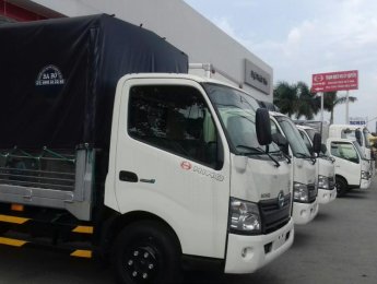 Hino XZU 2016 - Giá cực sốc xe Hino thùng mui bạt XZU720