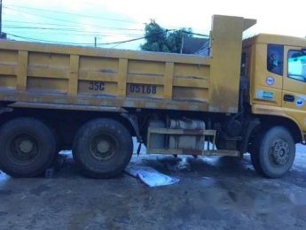 Xe tải Trên 10 tấn   2015 - Bán lại xe tải năm 2015, màu vàng, nhập khẩu nguyên chiếc chính chủ, giá 700tr