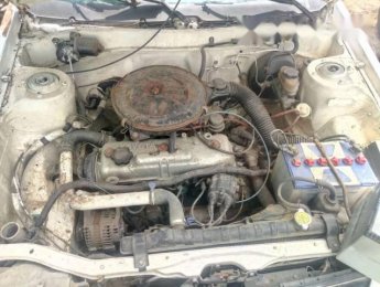 Toyota Corolla altis 1983 - Bán Toyota Corolla altis năm 1983, màu trắng