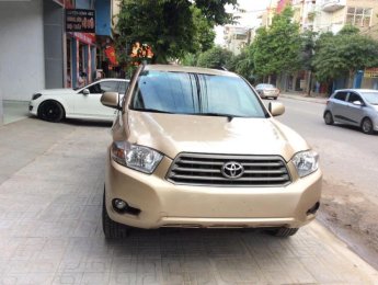 Toyota Highlander LE 2010 - Bán gấp Toyota Highlander LE đời 2010, xe nhập, giá chỉ 990 triệu