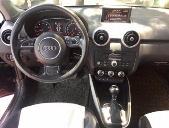 Audi A1 1.4 TFSI 2010 - Bán xe Audi A1 1.4 TFSI đời 2010, màu đen, nhập khẩu nguyên chiếc chính chủ, giá tốt