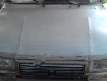 Lada 2107 1990 - Cần bán lại xe Lada 2107 đời 1990, màu trắng, xe nhập